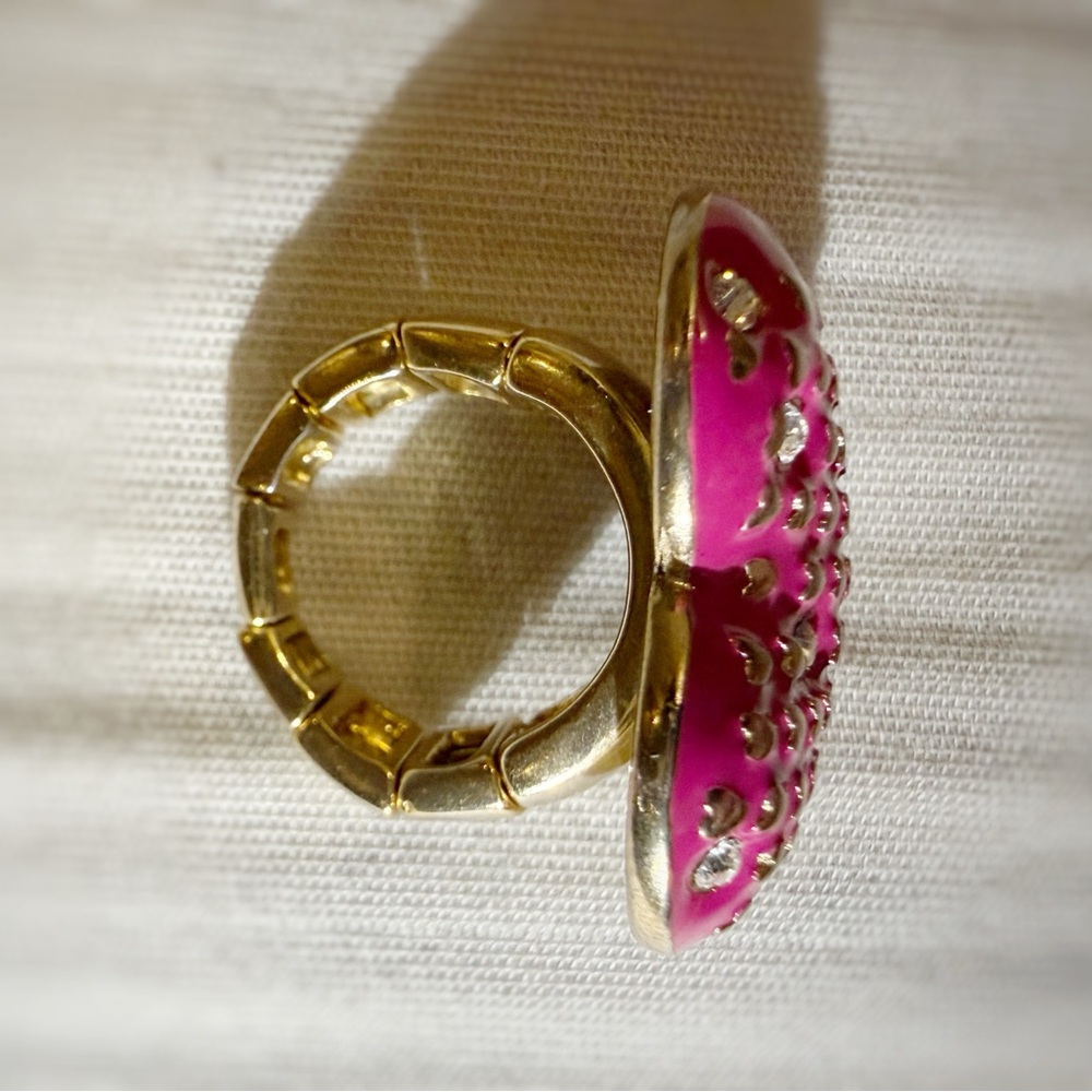 Betsy Johnson Heart Ring - Picture 4 of 7